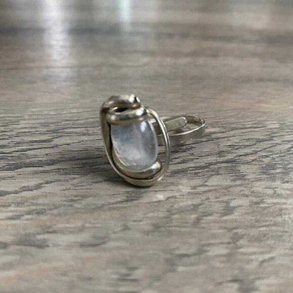 White Beach Sea Glass Adjustable Silver Ring Sz 7 - Picture 10 of 10